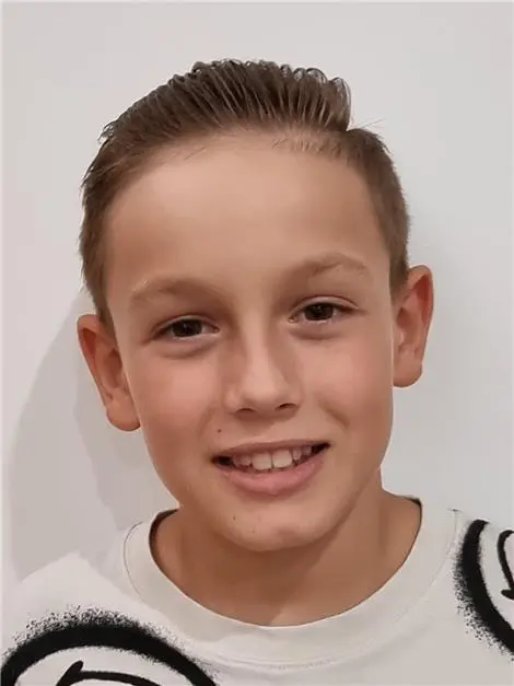 Arlen Gábor STRAKA