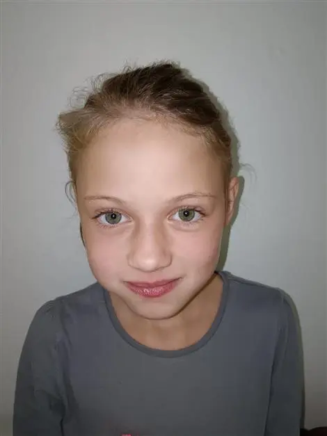 Amy Olívia BURIČANOVÁ