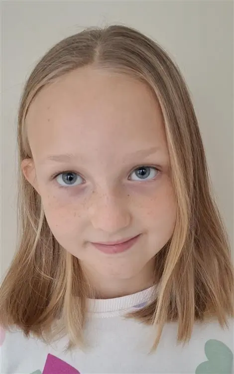 Léna SÖRÖS