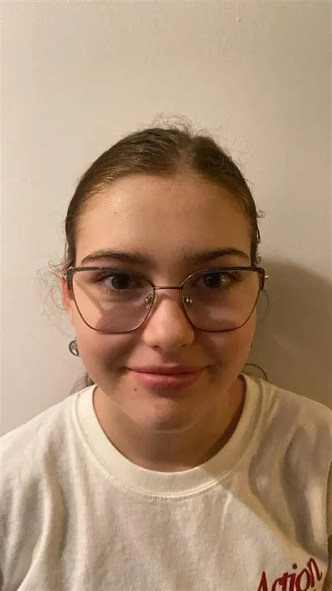 Lea Ella IRÓ