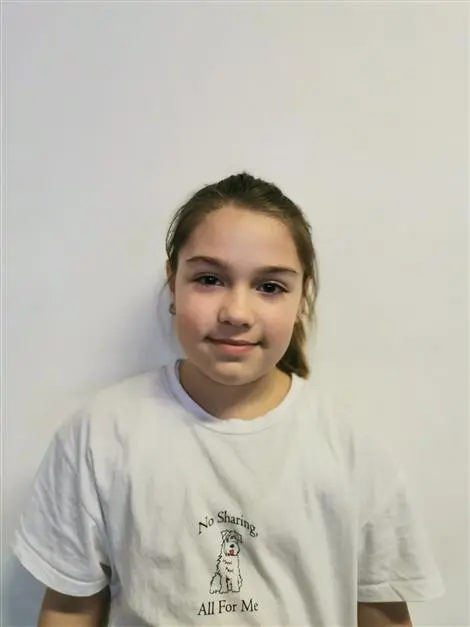 Carmen Amira JENOVAI