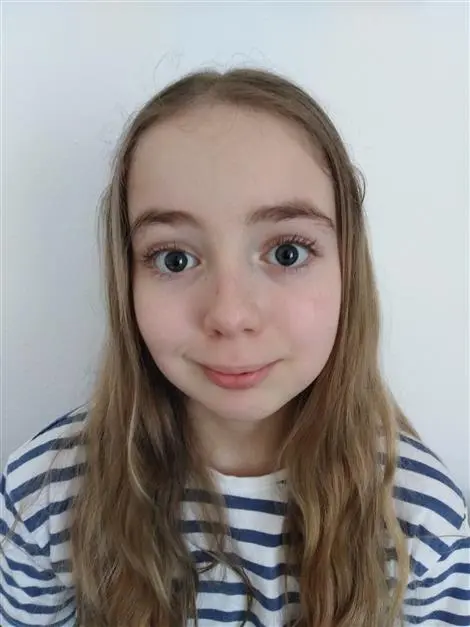 Ema Isabelle SCARFOGLIERO
