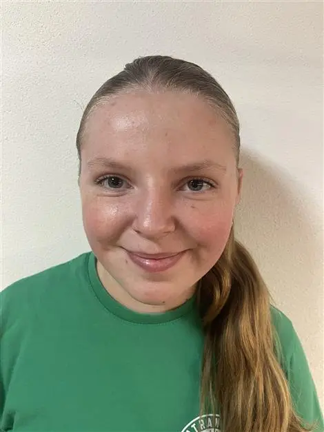 Nina BREZNOŠČÁKOVÁ