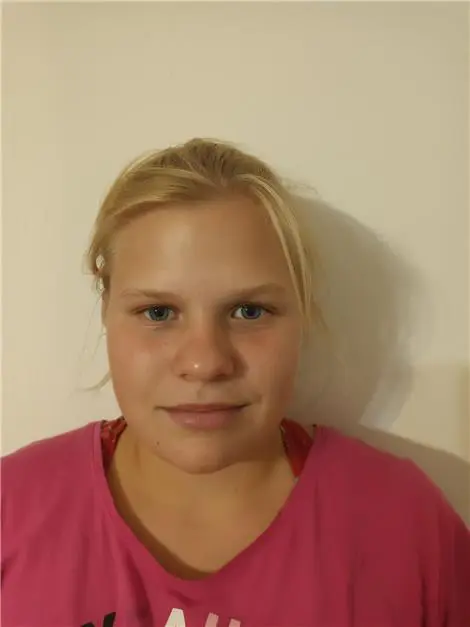Emily Sarah  SOVIKOVÁ