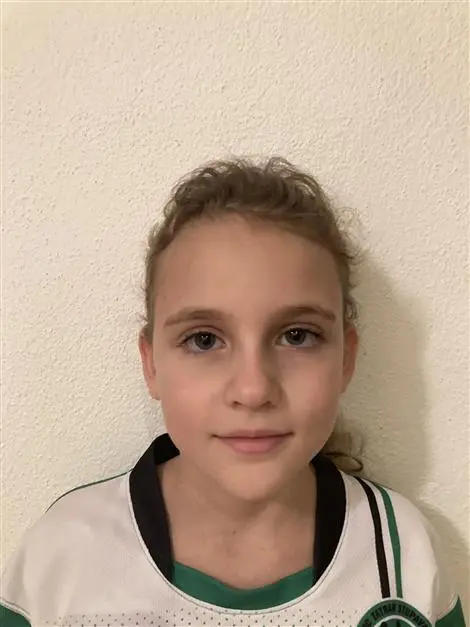 Ellie SLANINKOVÁ