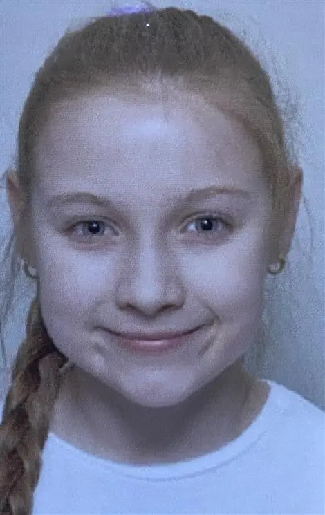 Szijártó IZABELLA