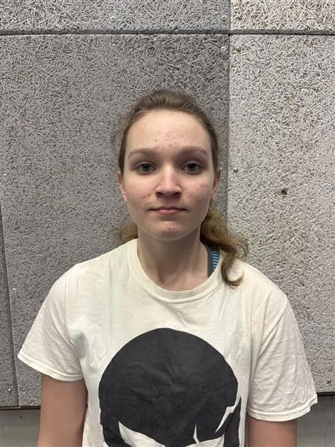 Lara UHĽÁROVÁ