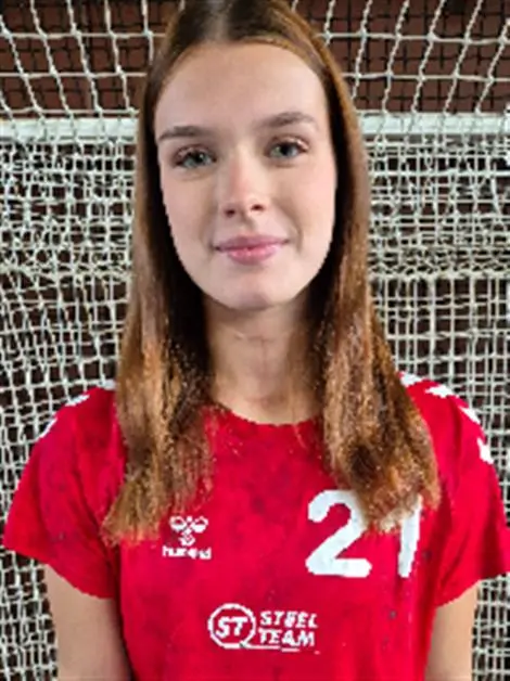 Laura MAXIANOVÁ