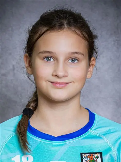 Nina ŠKOLNÍKOVÁ