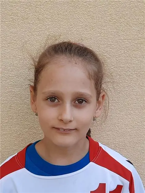 Emma HARISOVÁ