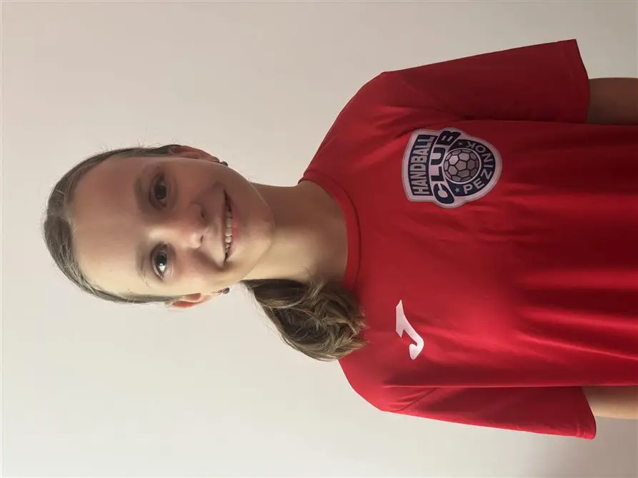 Katarína LUKÁČEKOVÁ